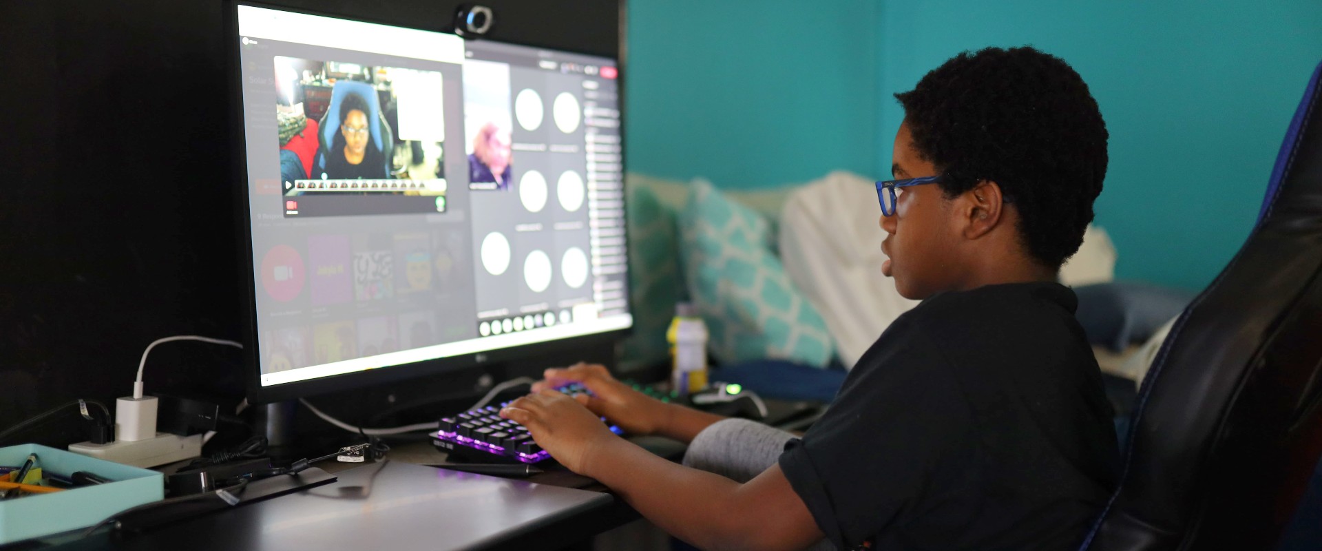 A Look Inside a Virtual School Classroom